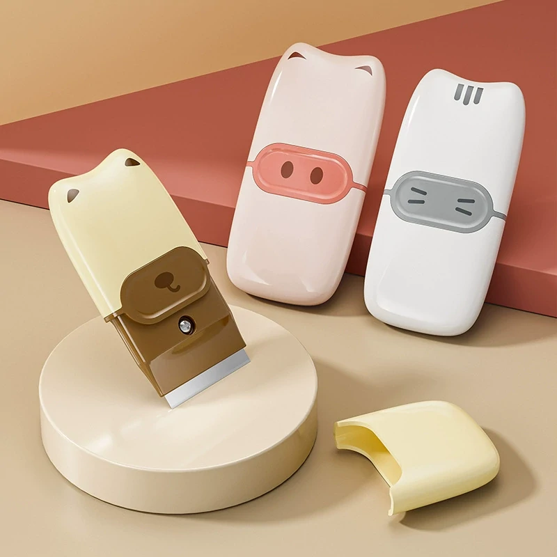 Razor blade scraper tools in yellow pink and white color options